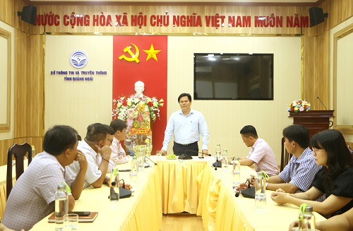 Phó Chủ tịch UBND tỉnh Trần Phước Hiền thăm, chúc Tết Sở Thông tin và Truyền thông
